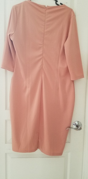 Light pink/salmon dress - Picture 5 of 5